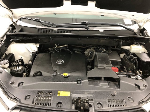 Used 2017 Toyota Highlander XLE w/ Protection Package #3 AWD/4WD image 25