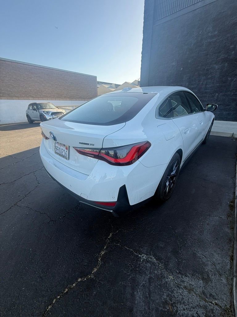 Used 2023 BMW i4 eDrive35 w/ Premium Package image 5