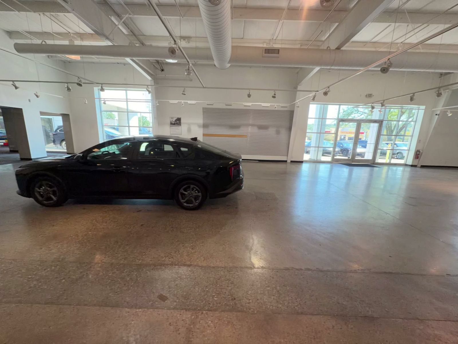 Used 2026 Kia K4 FWD image 4