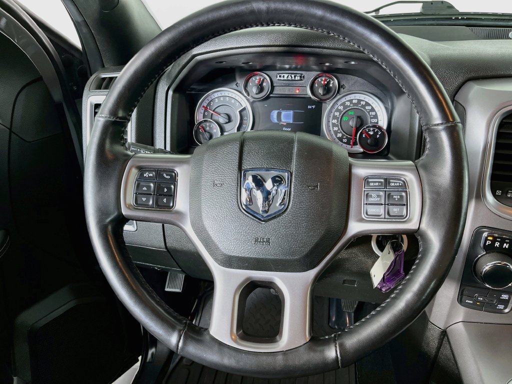 Used 2022 RAM 1500 Warlock w/ Ceramic Grey Warlock Package AWD/4WD image 11