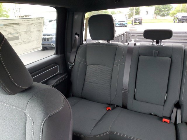 New 2026 RAM 2500 Big Horn AWD/4WD image 14