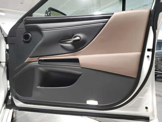 Used 2025 Lexus ES 350 w/ Premium Package FWD image 24