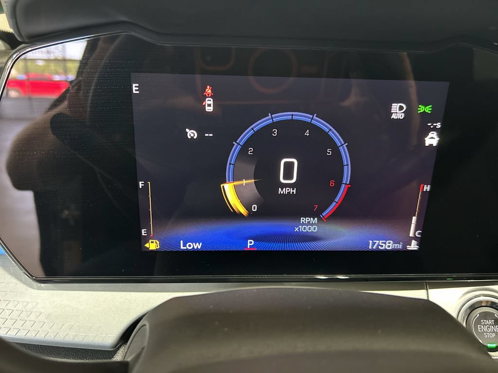 Used 2026 Chevrolet Trax LT FWD image 9