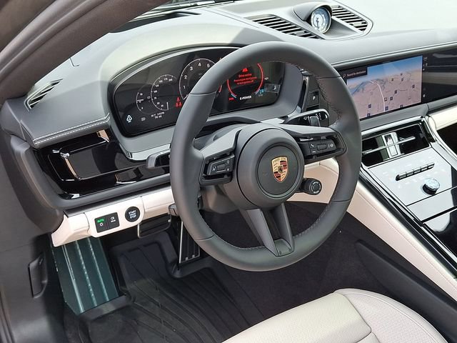 New 2026 Porsche Panamera 4 image 4