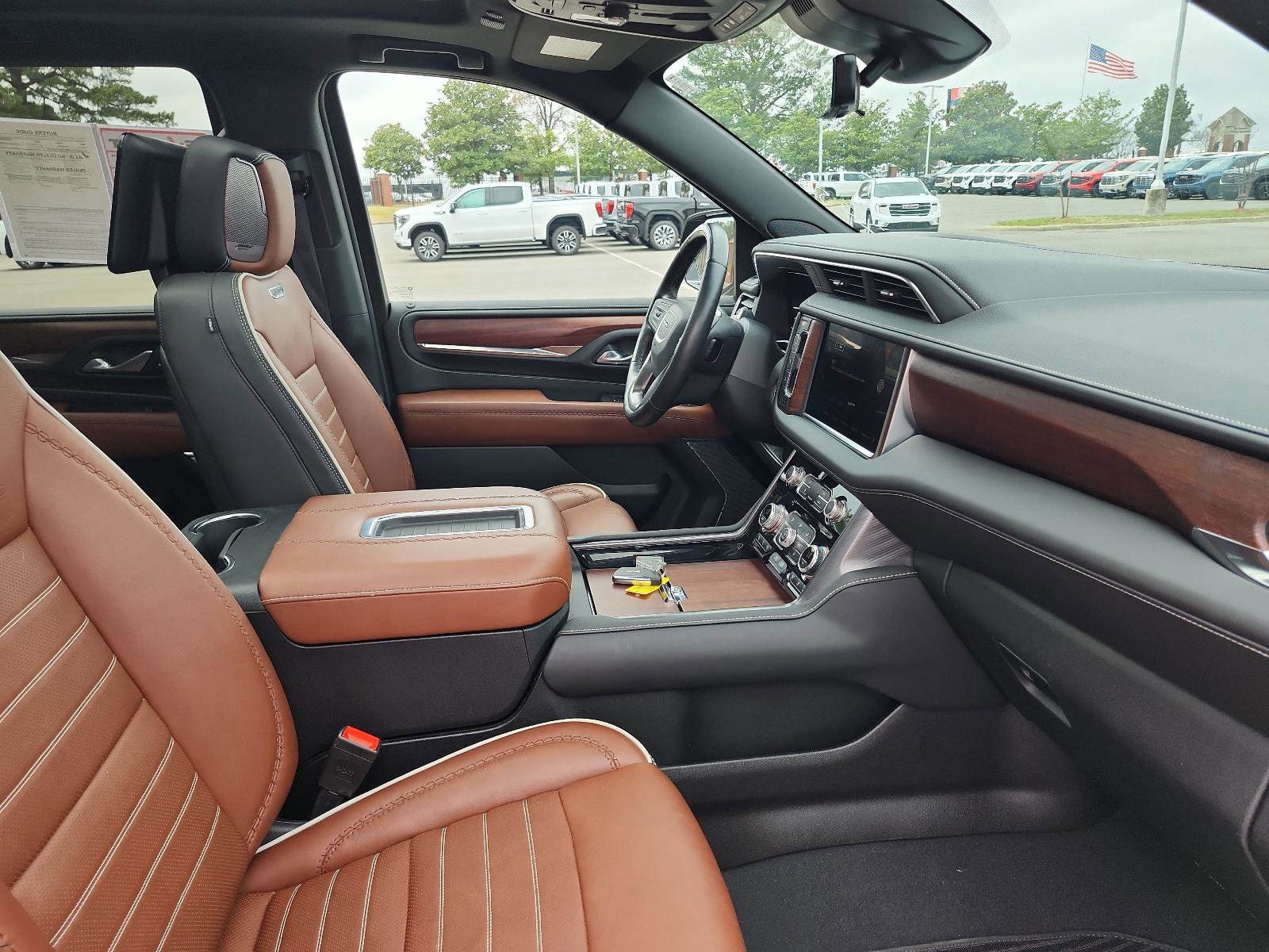 Certified 2024 GMC Yukon Denali Ultimate image 7