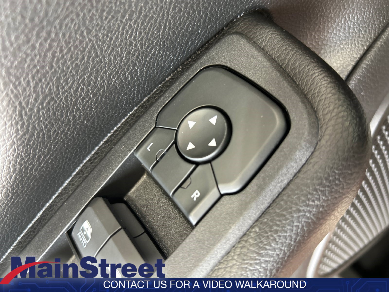 Used 2026 RAM 1500 Warlock AWD/4WD image 30
