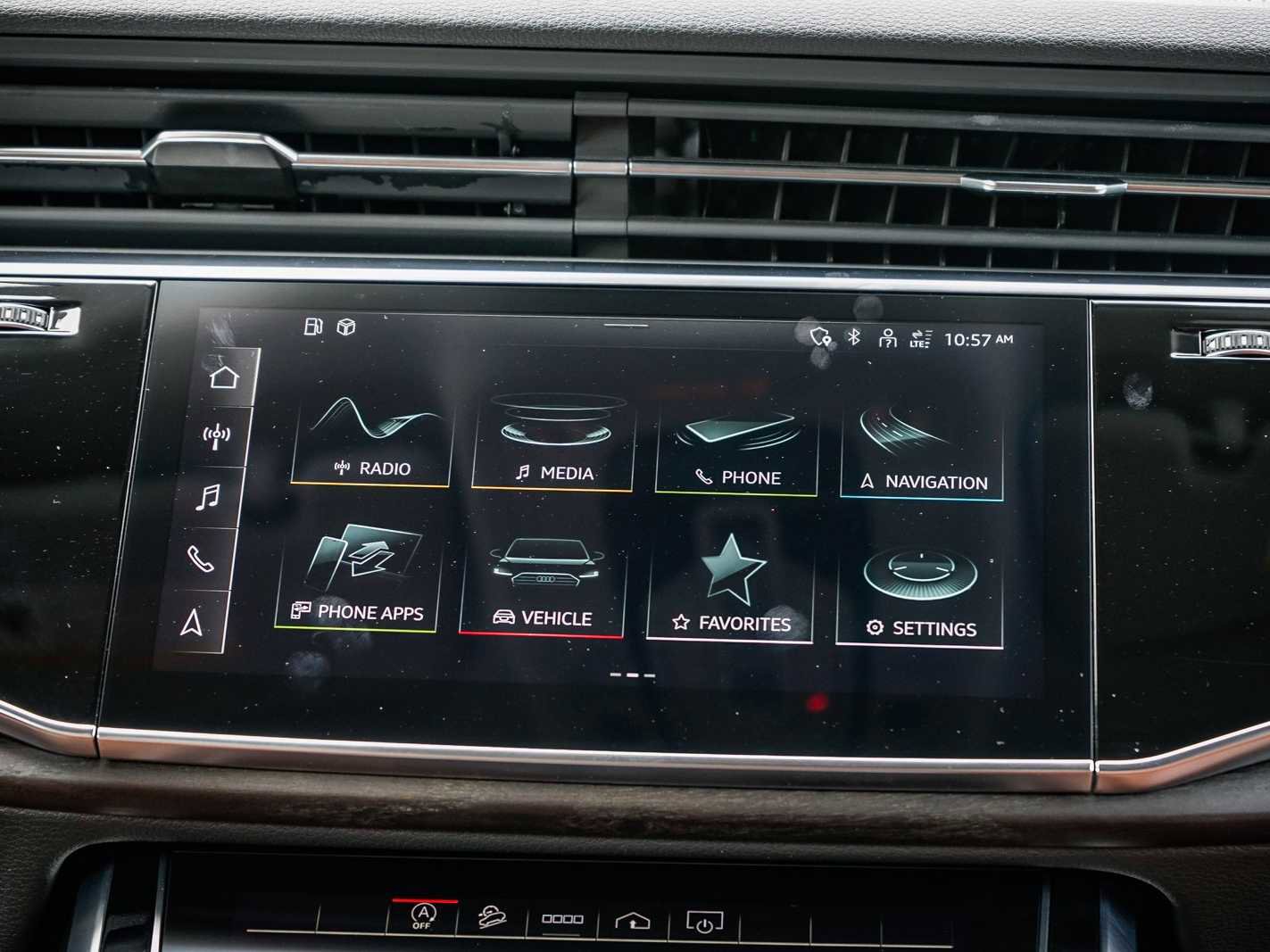 Used 2023 Audi Q8 Premium w/ Convenience Package image 14