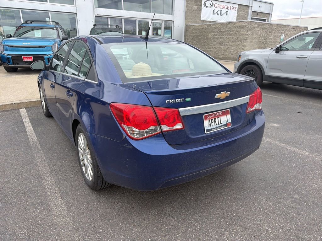 Used 2012 Chevrolet Cruze Eco FWD image 2