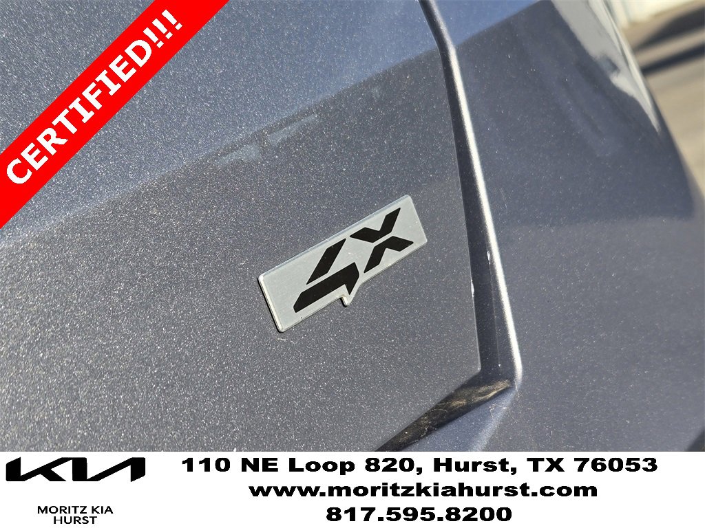 Certified 2025 Kia Sorento EX w/ Panoramic Sunroof Package image 16