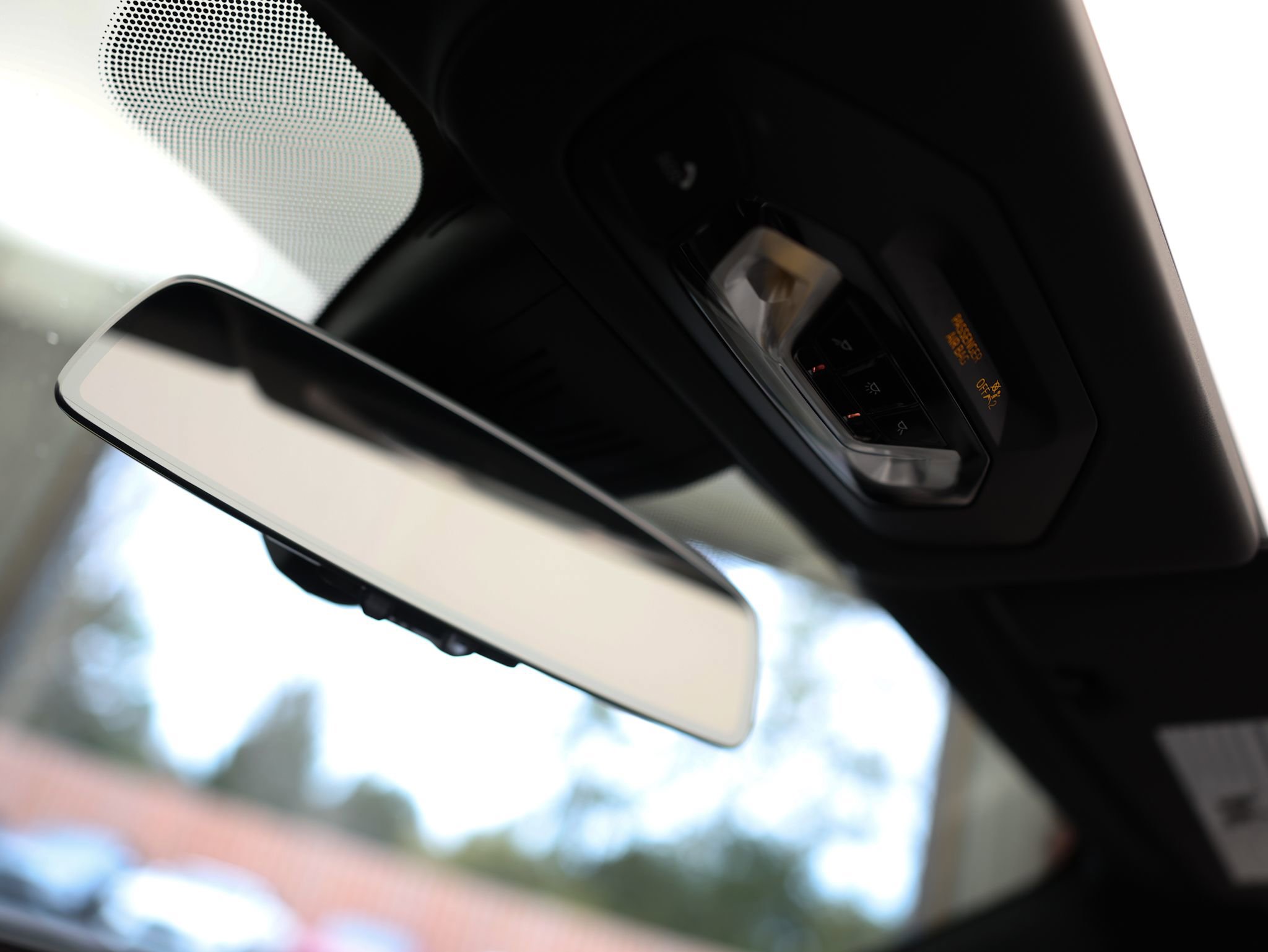 Used 2025 BMW M8 Competition w/ Driving Assistance Package image 12