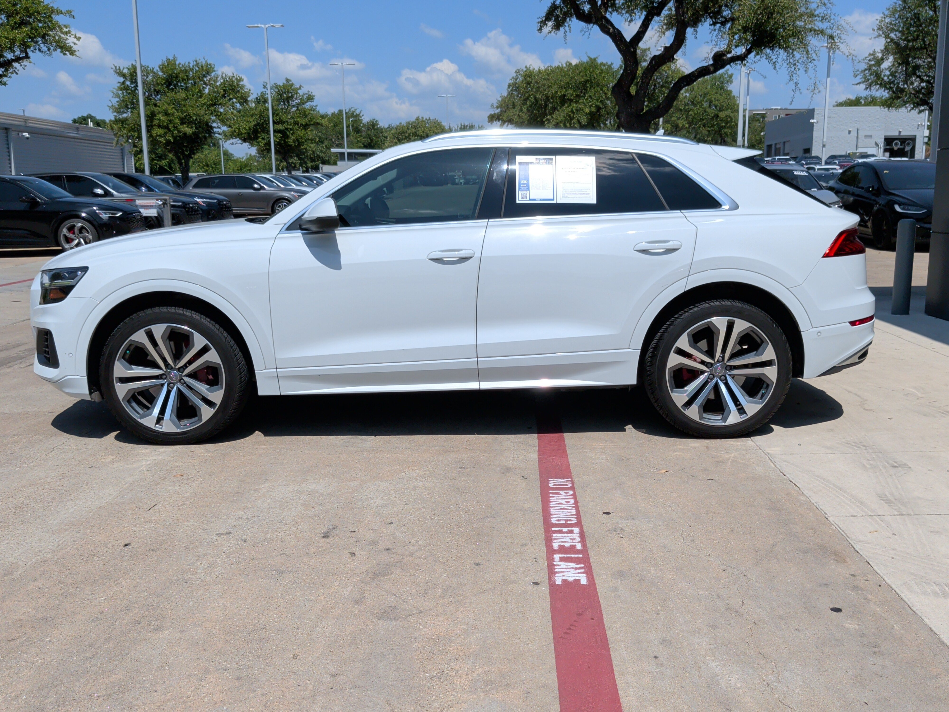 Used 2019 Audi Q8 Premium Plus AWD/4WD image 7