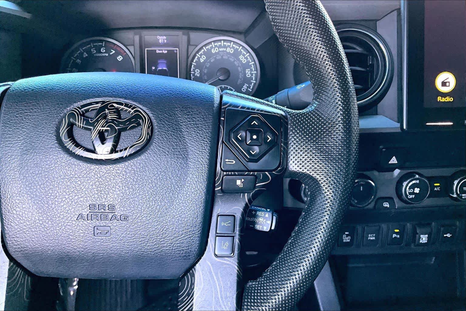 Used 2020 Toyota Tacoma TRD Off-Road w/ Technology Package AWD/4WD image 24