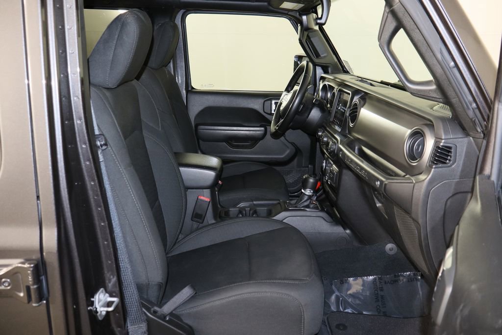 Used 2022 Jeep Wrangler Unlimited Sport w/ Sun And Sound Package image 19