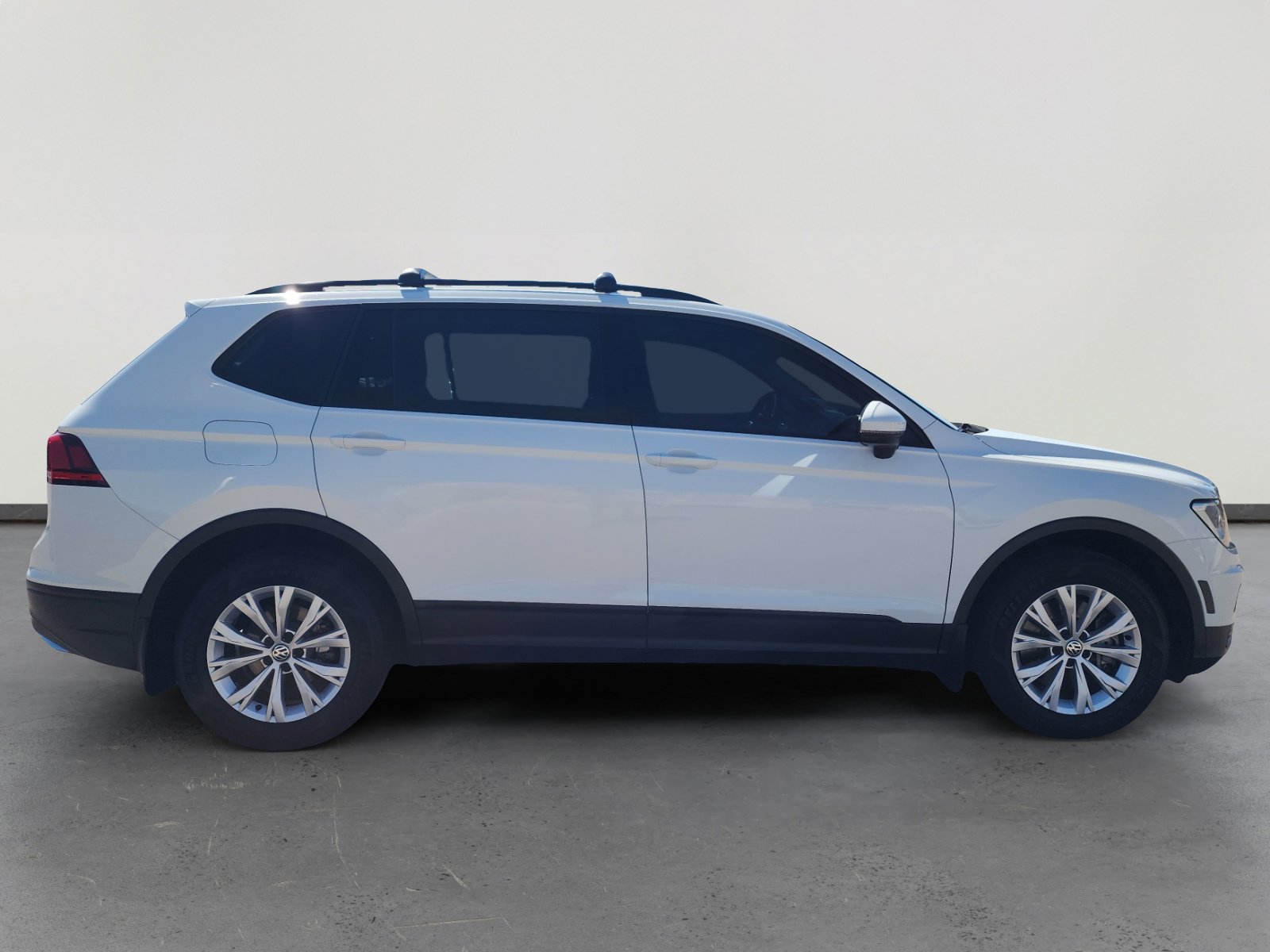 Used 2019 Volkswagen Tiguan S w/ Driver Assistance Package image 6