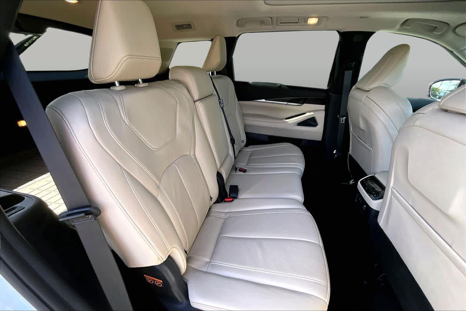 Used 2025 INFINITI QX60 Sensory w/ Vision Package AWD/4WD image 20