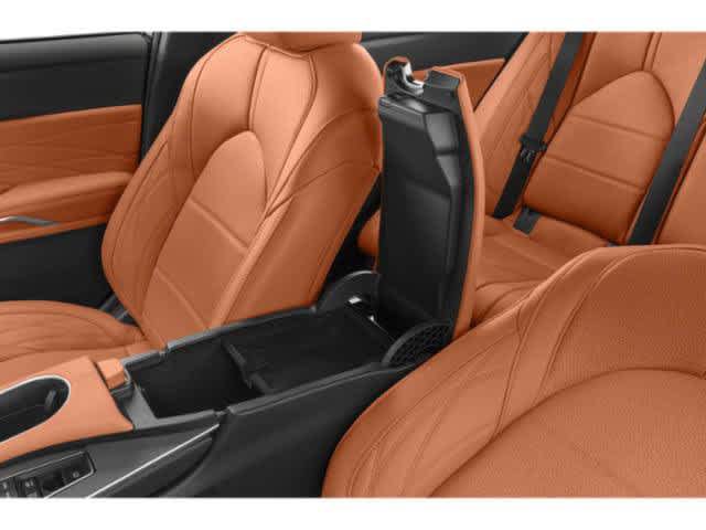 Used 2021 Toyota Avalon Limited w/ Advanced Safety Package FWD image 14