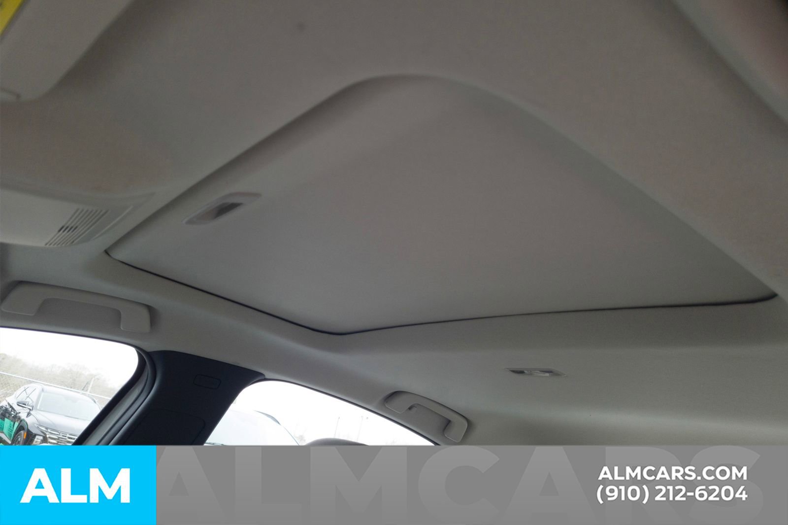 Used 2025 MAZDA MAZDA3 s image 16