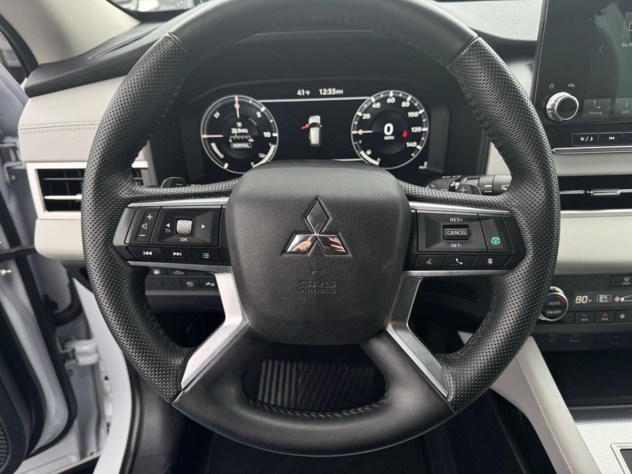 Used 2023 Mitsubishi Outlander SEL image 20