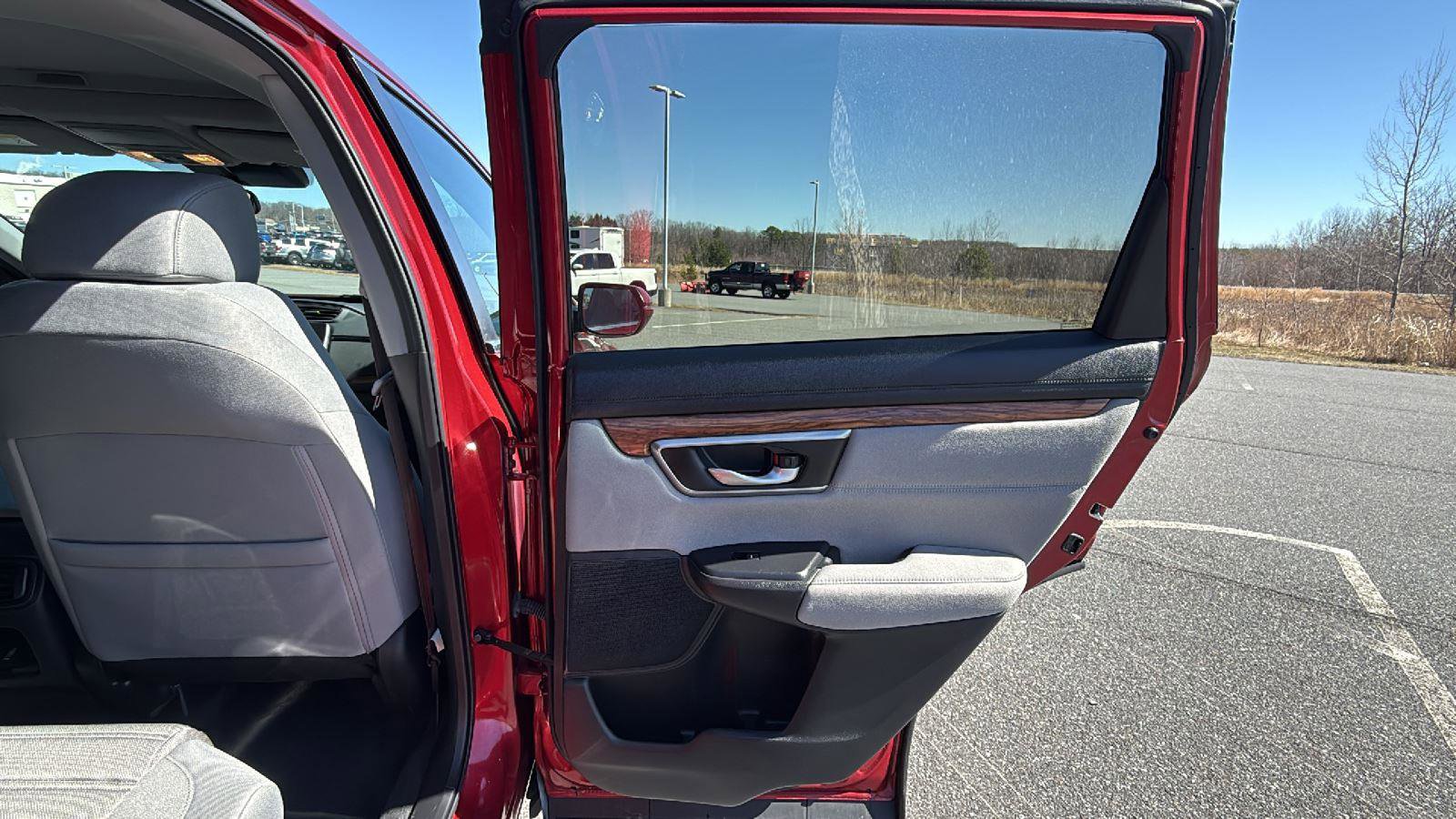 Used 2022 Honda CR-V EX image 19