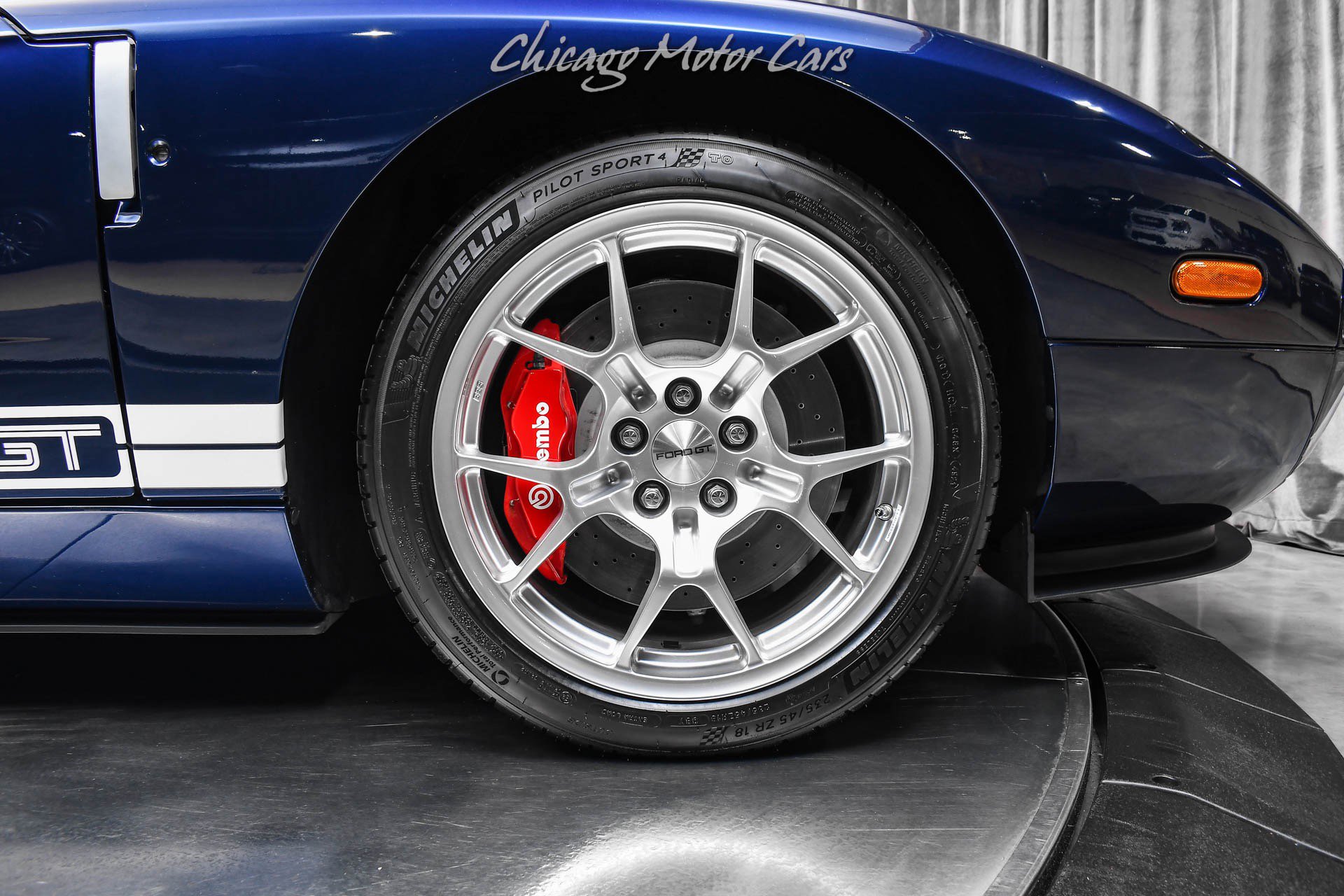Used 2005 Ford GT image 44