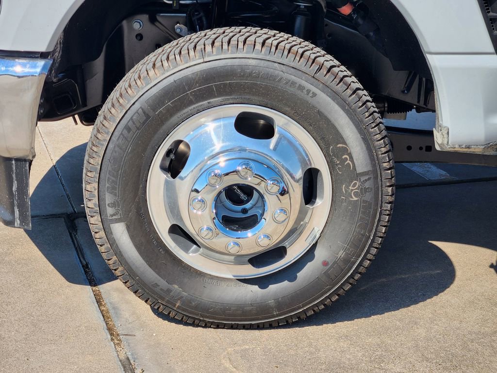 New 2026 Ford F350 XLT image 8