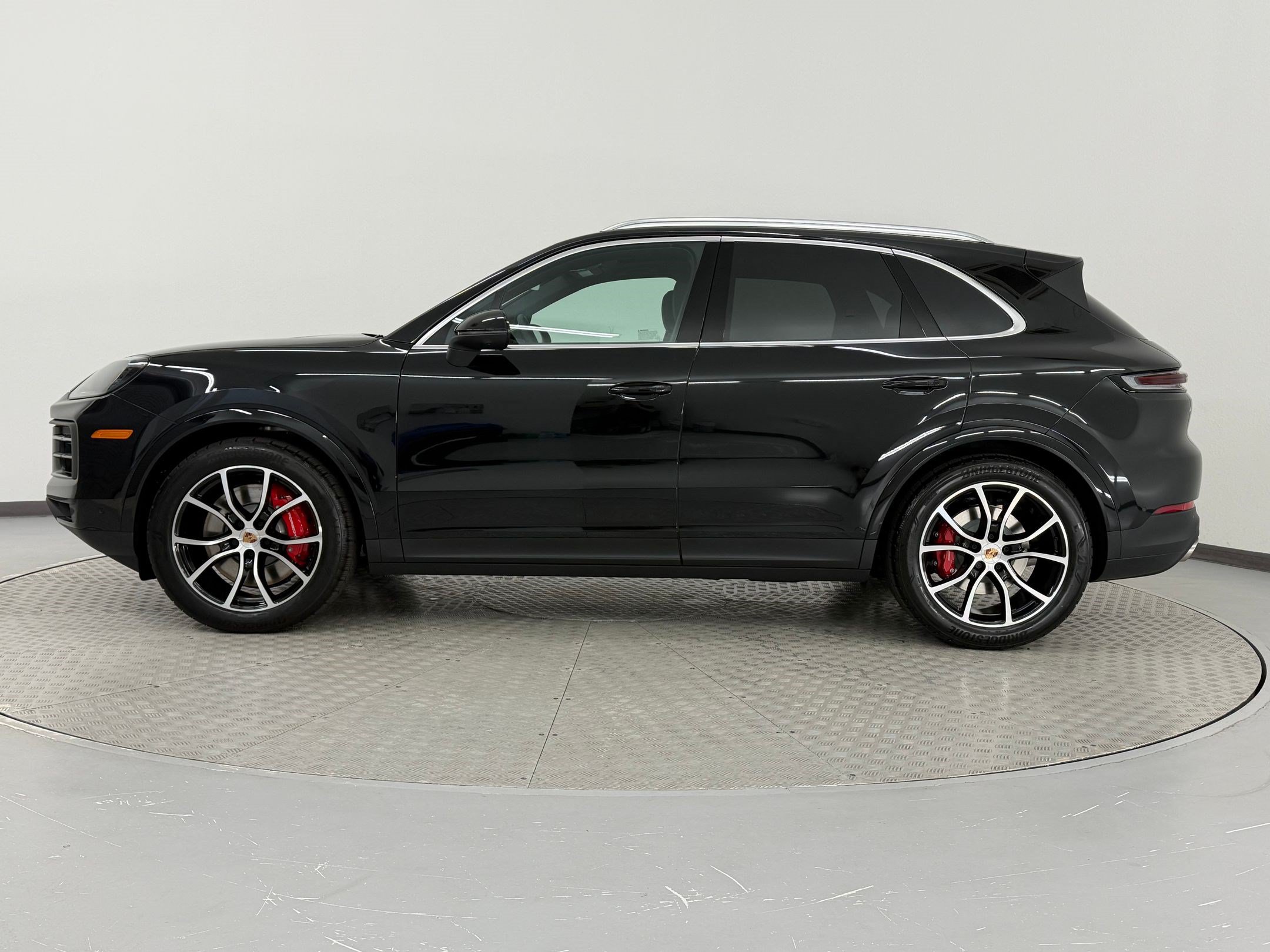 New 2026 Porsche Cayenne S AWD/4WD image 2
