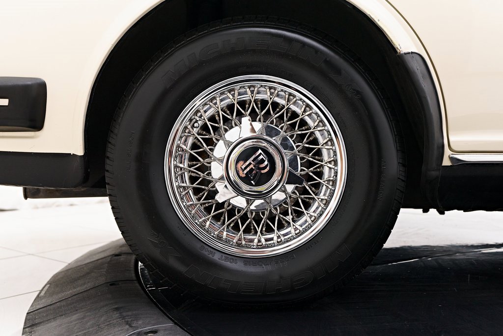 Used 1990 Rolls-Royce Silver Spur II image 36