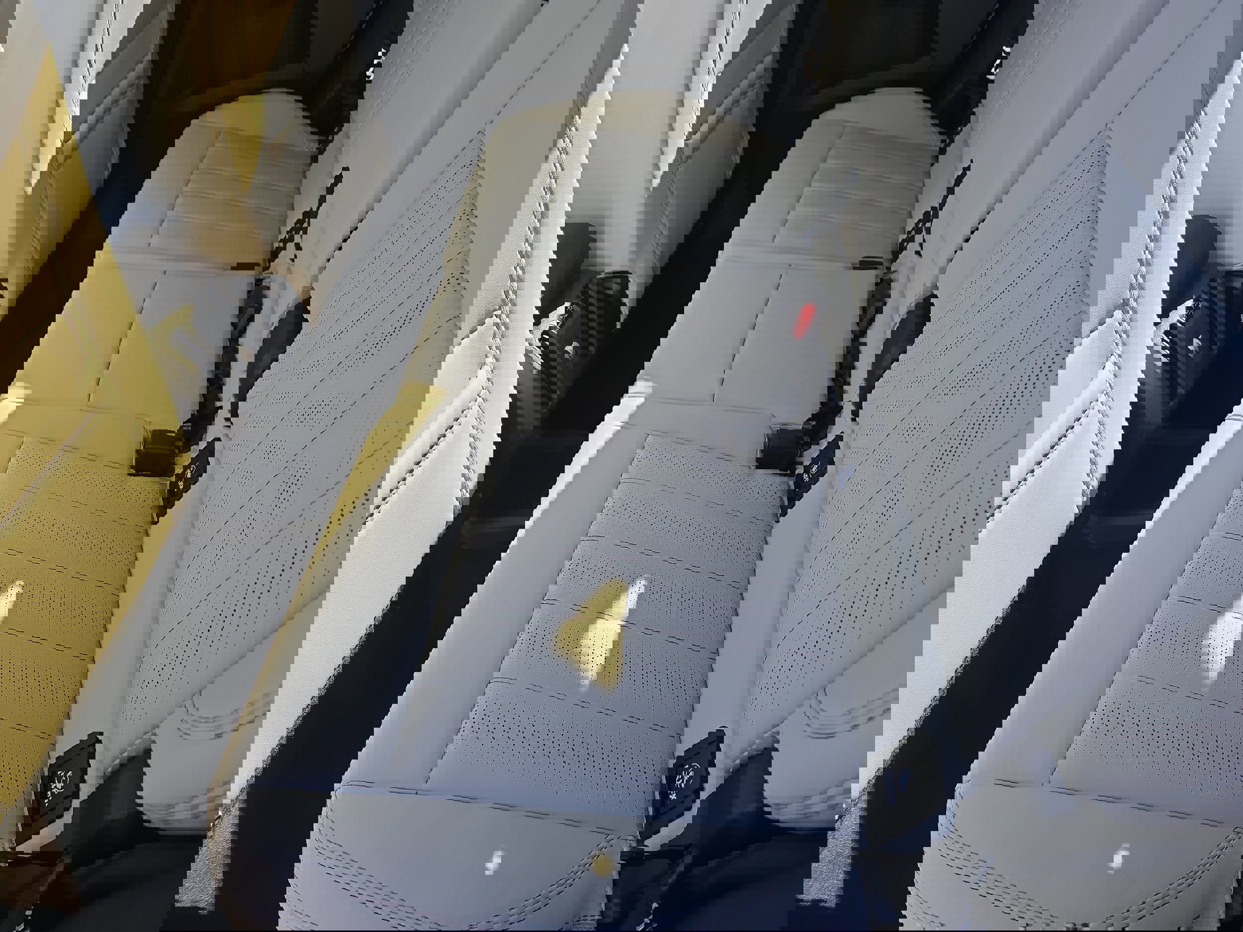 Certified 2025 MINI Cooper Countryman S w/ Comfort Package Max image 13