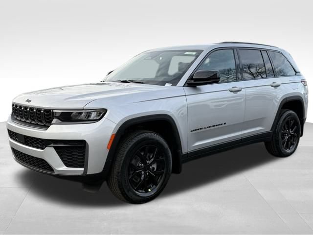 New 2026 Jeep Grand Cherokee Altitude image 3