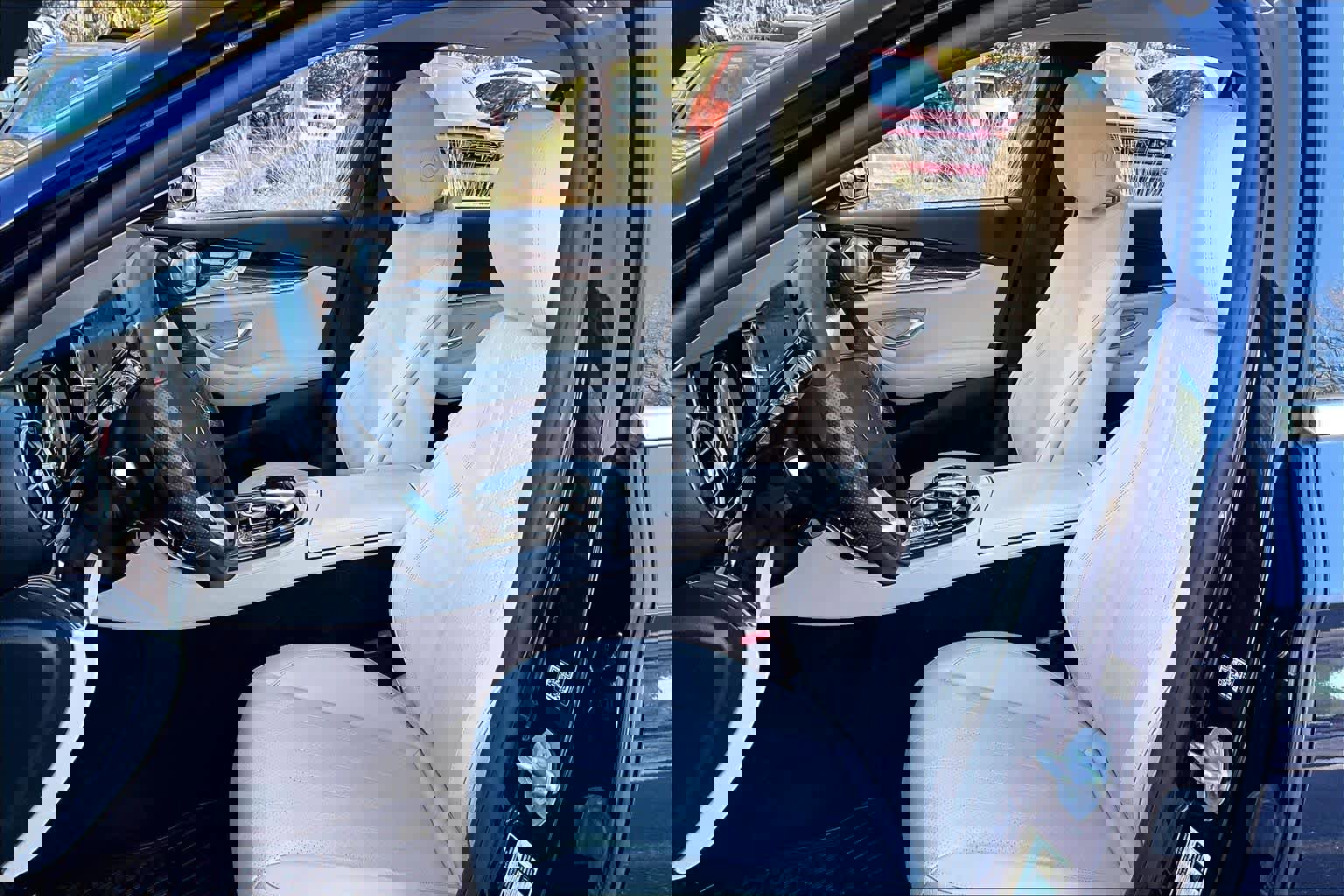 Used 2018 Mercedes-Benz E 300 image 7