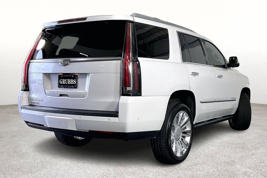 Used 2017 Cadillac Escalade Platinum image 2