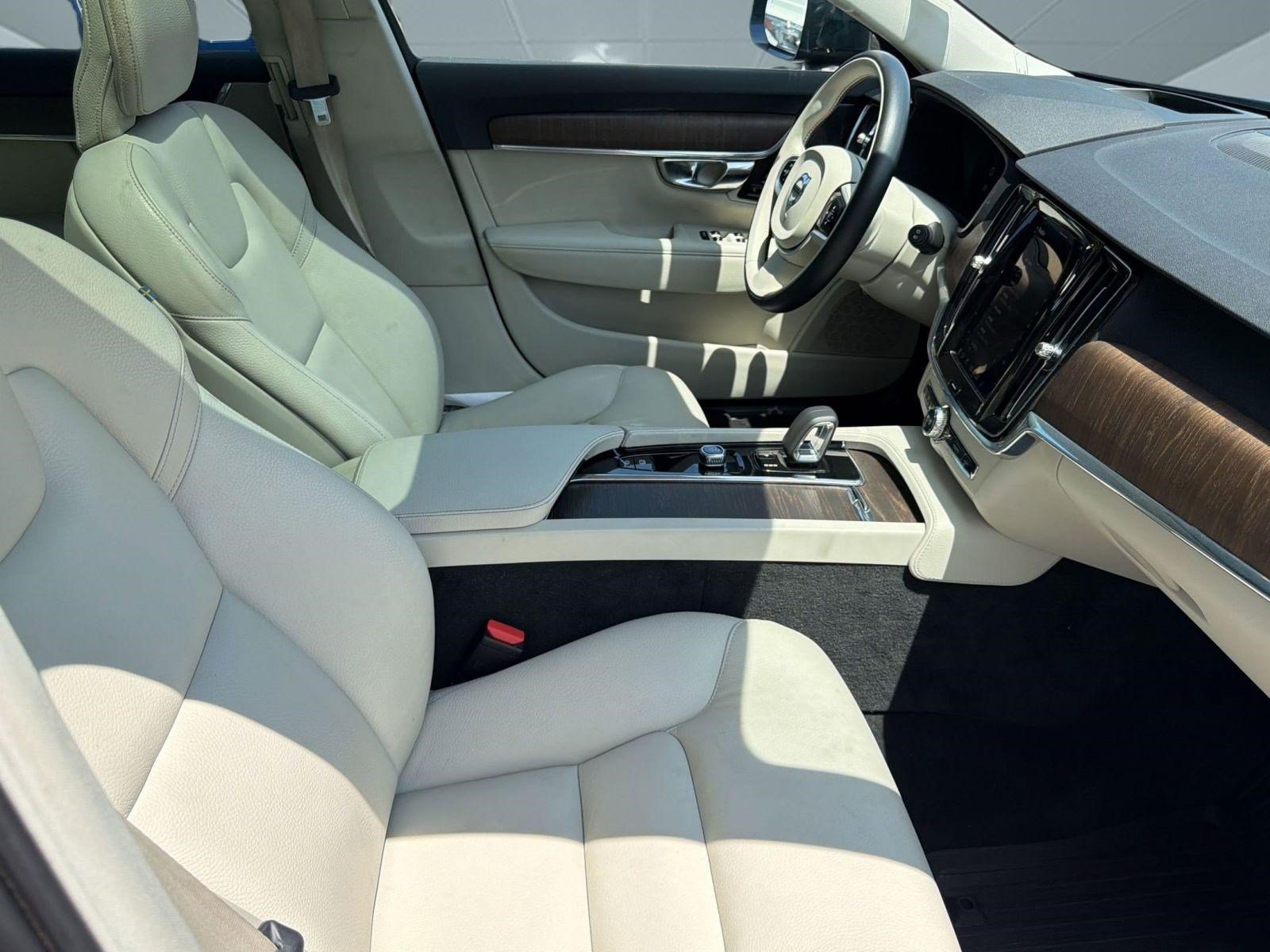 Certified 2022 Volvo V90 B6 Cross Country w/ Advanced Package AWD/4WD image 30