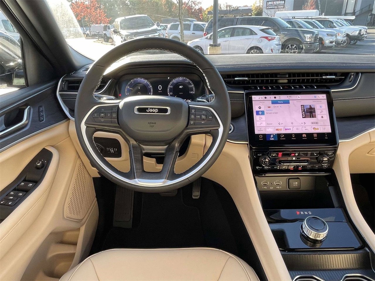 New 2025 Jeep Grand Cherokee Limited image 24