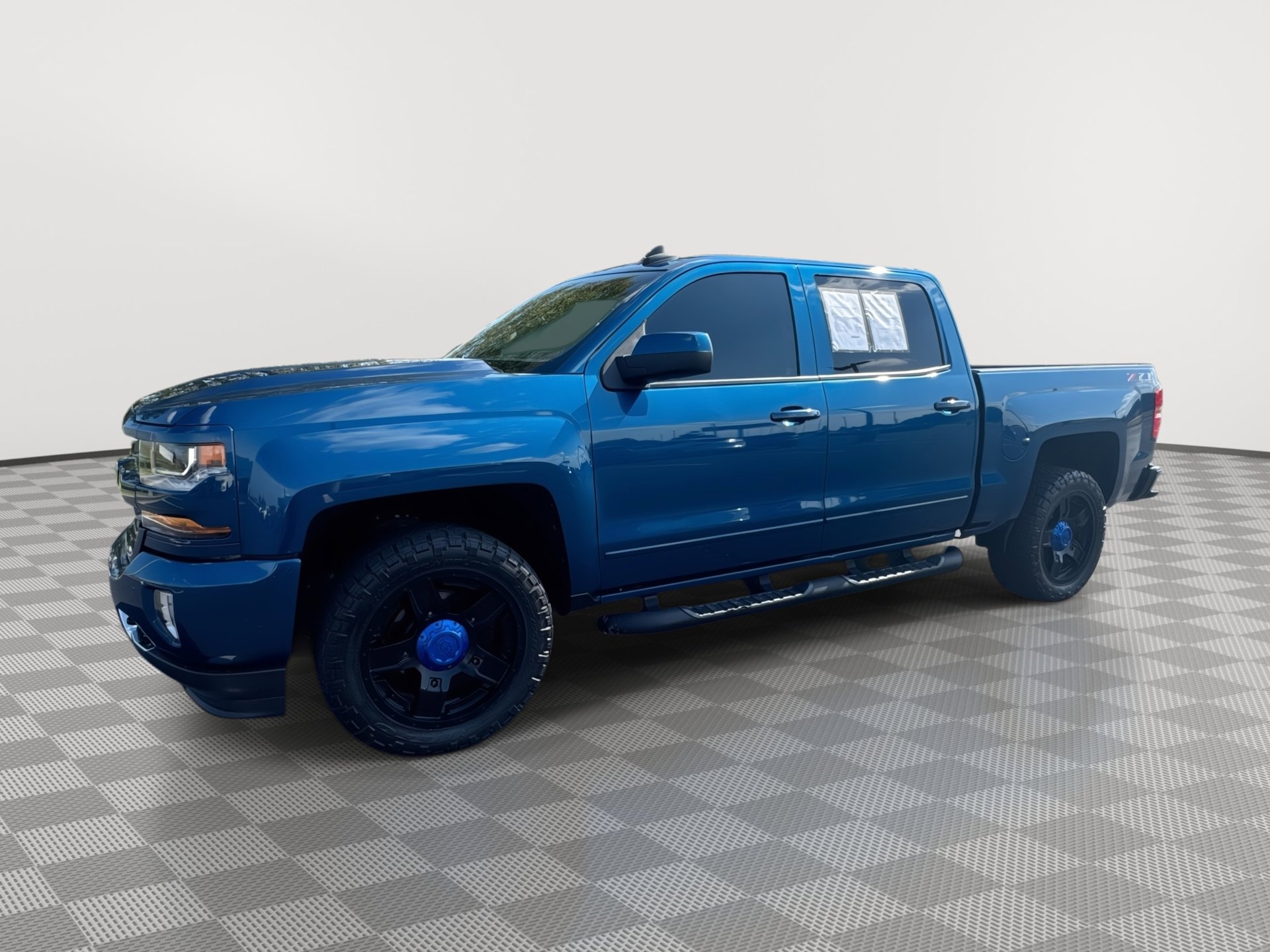 Used 2018 Chevrolet Silverado 1500 LT w/ LPO, Black Pack