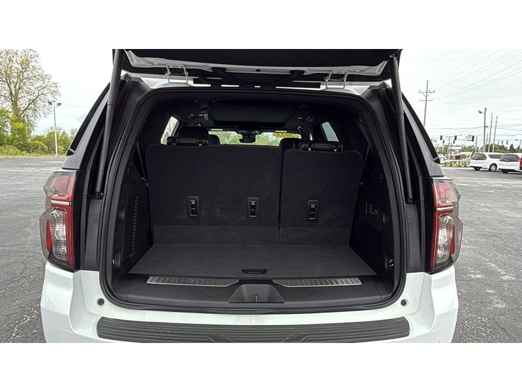 Used 2023 Chevrolet Tahoe Premier w/ Premium Package AWD/4WD image 7