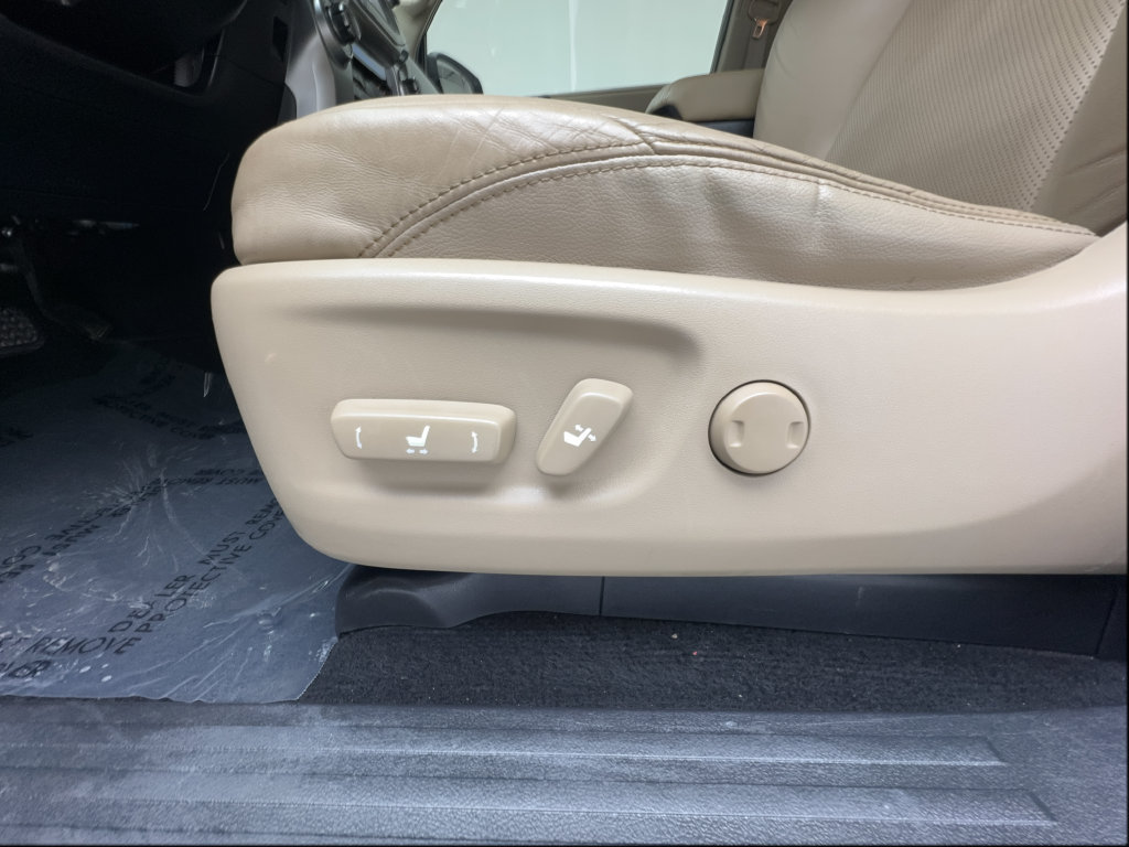 Used 2016 Toyota 4Runner Limited RWD image 28