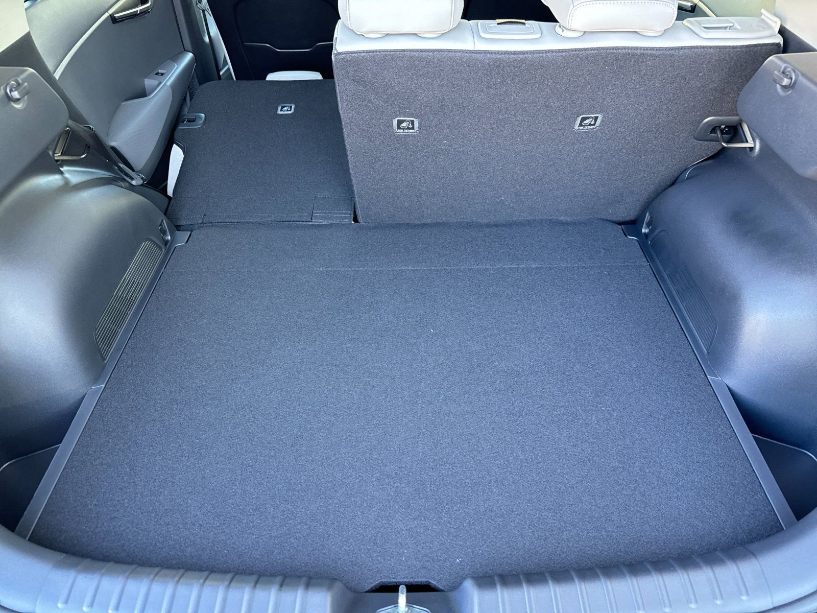 New 2025 Kia Niro EX image 16