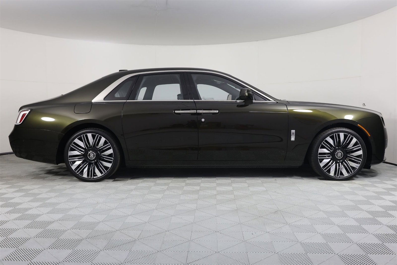 New 2026 Rolls-Royce Ghost image 8