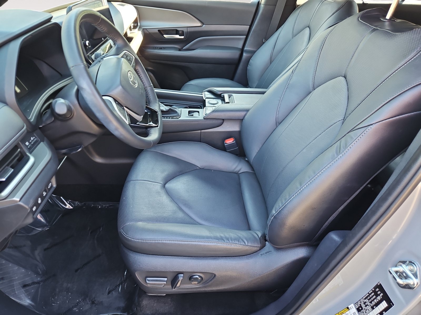 Used 2025 Toyota Grand Highlander AWD Hybrid image 9