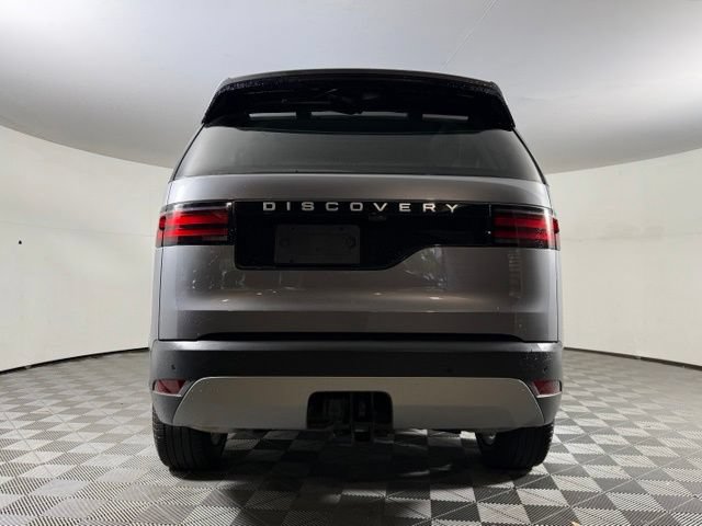 Used 2025 Land Rover Discovery S AWD/4WD image 7