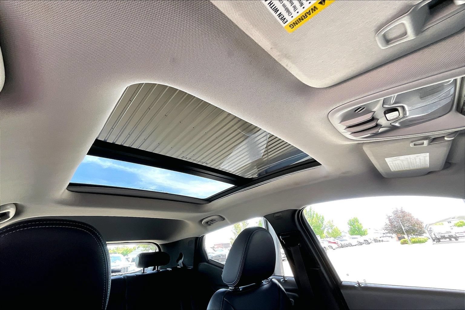 Used 2022 Chevrolet Bolt EUV Premier w/ Sun & Sound Package FWD image 24