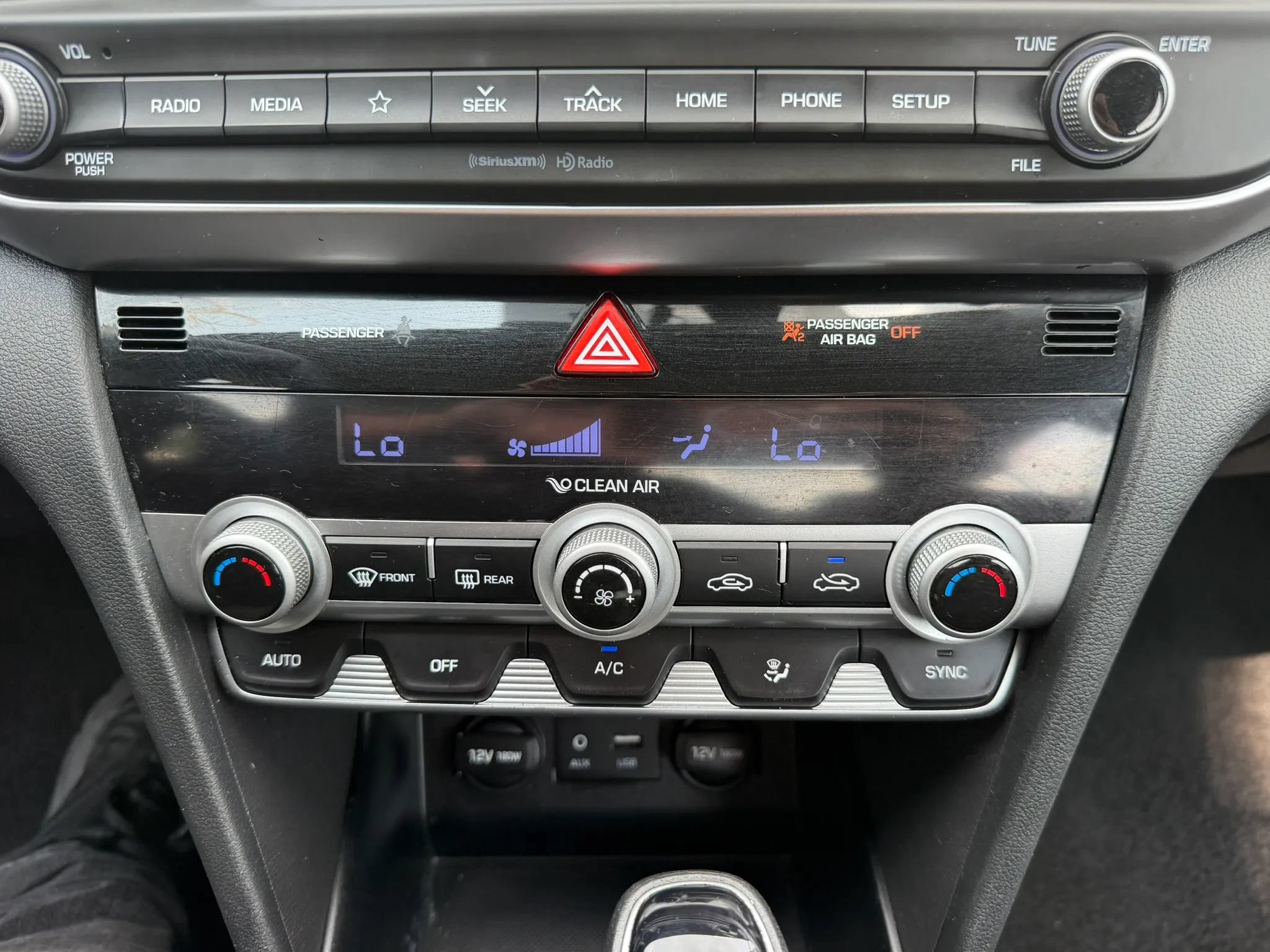 Used 2020 Hyundai Elantra SEL w/ Cargo Package (C1) FWD image 19