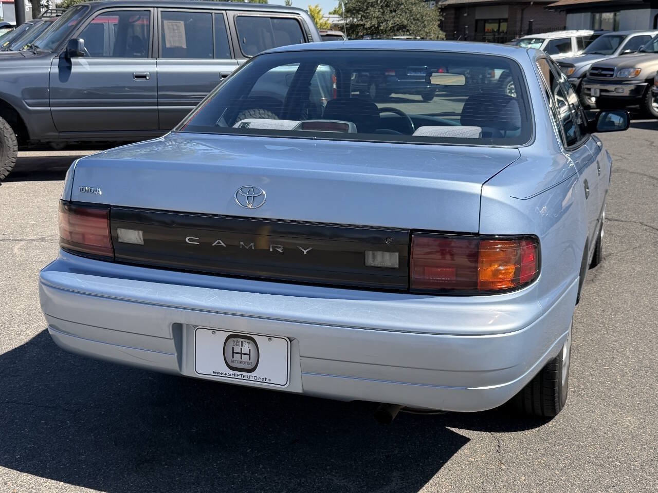 Used 1992 Toyota Camry Deluxe FWD image 10