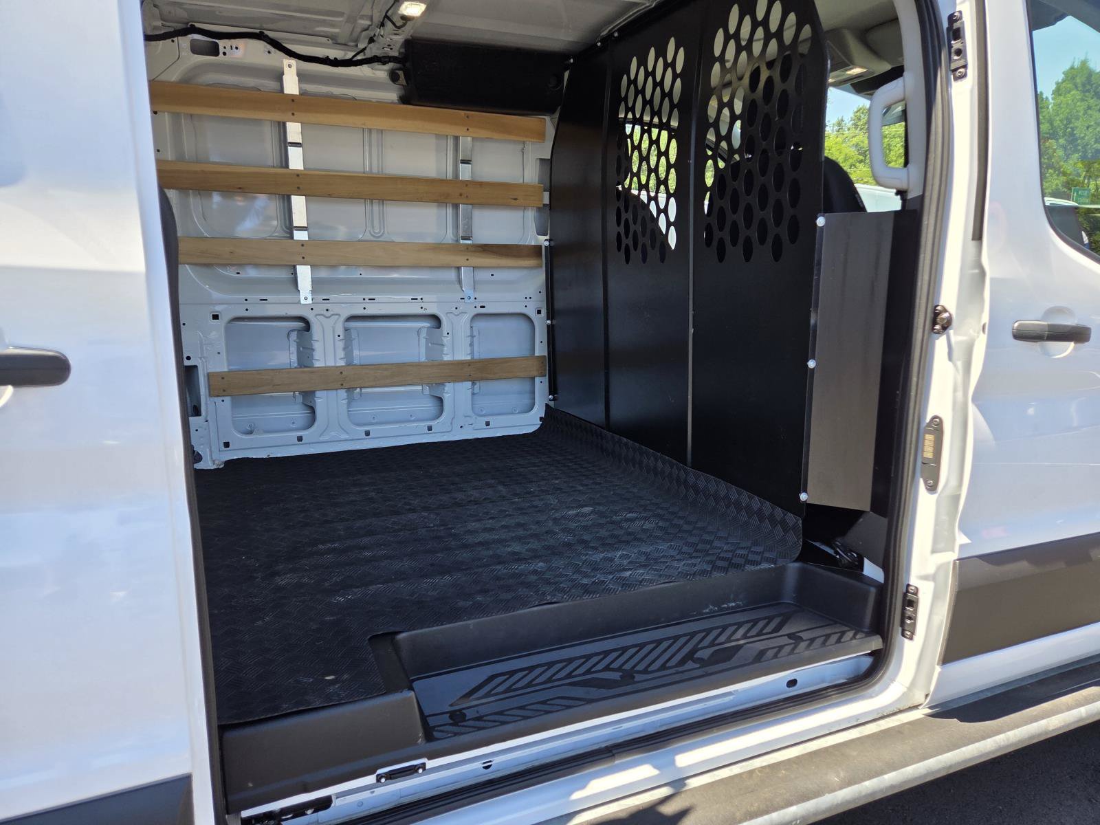 Used 2025 Ford Transit 250 Low Roof w/ Exterior Upgrade Package RWD image 14