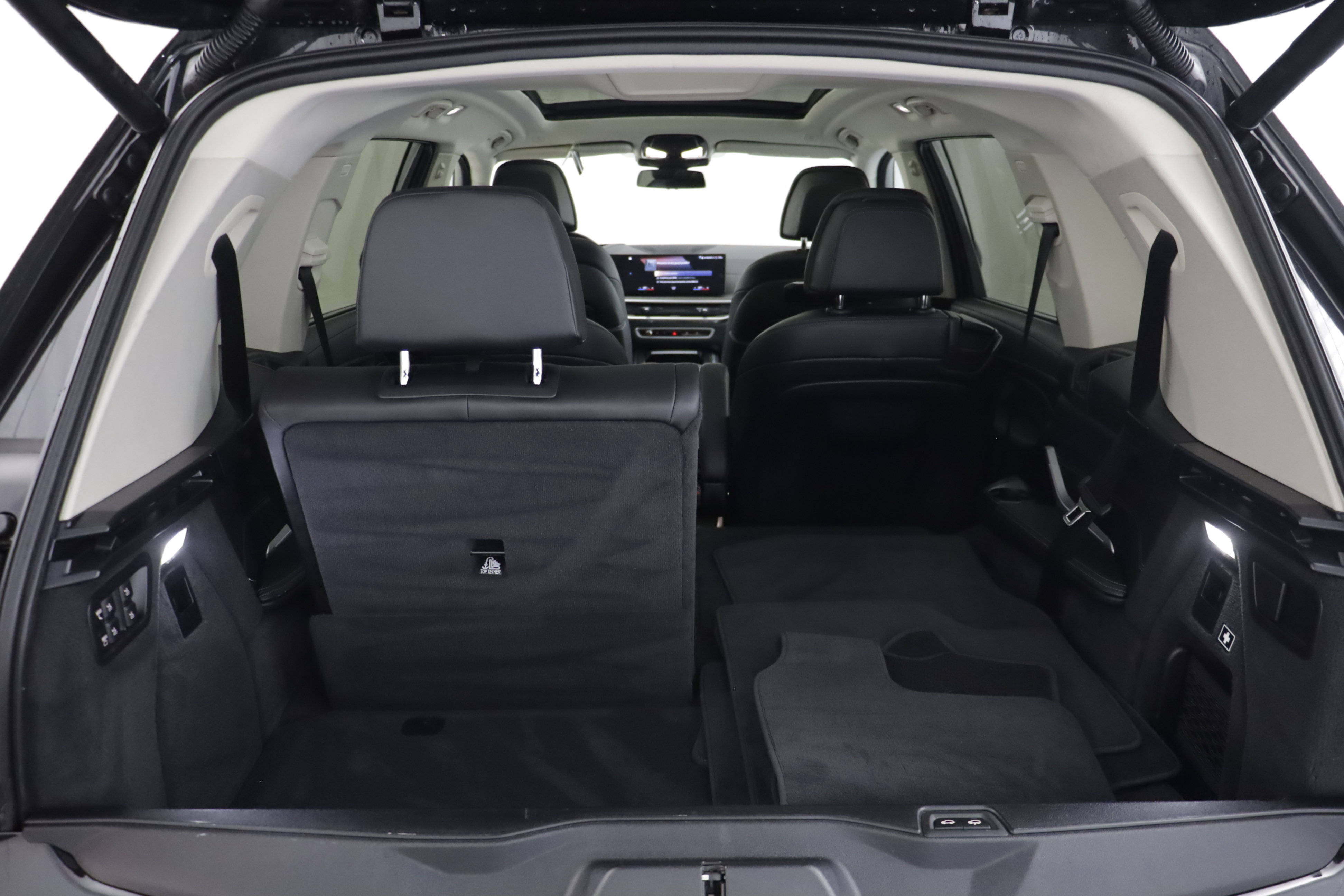 Used 2023 BMW X7 xDrive40i w/ Premium Package AWD/4WD image 17