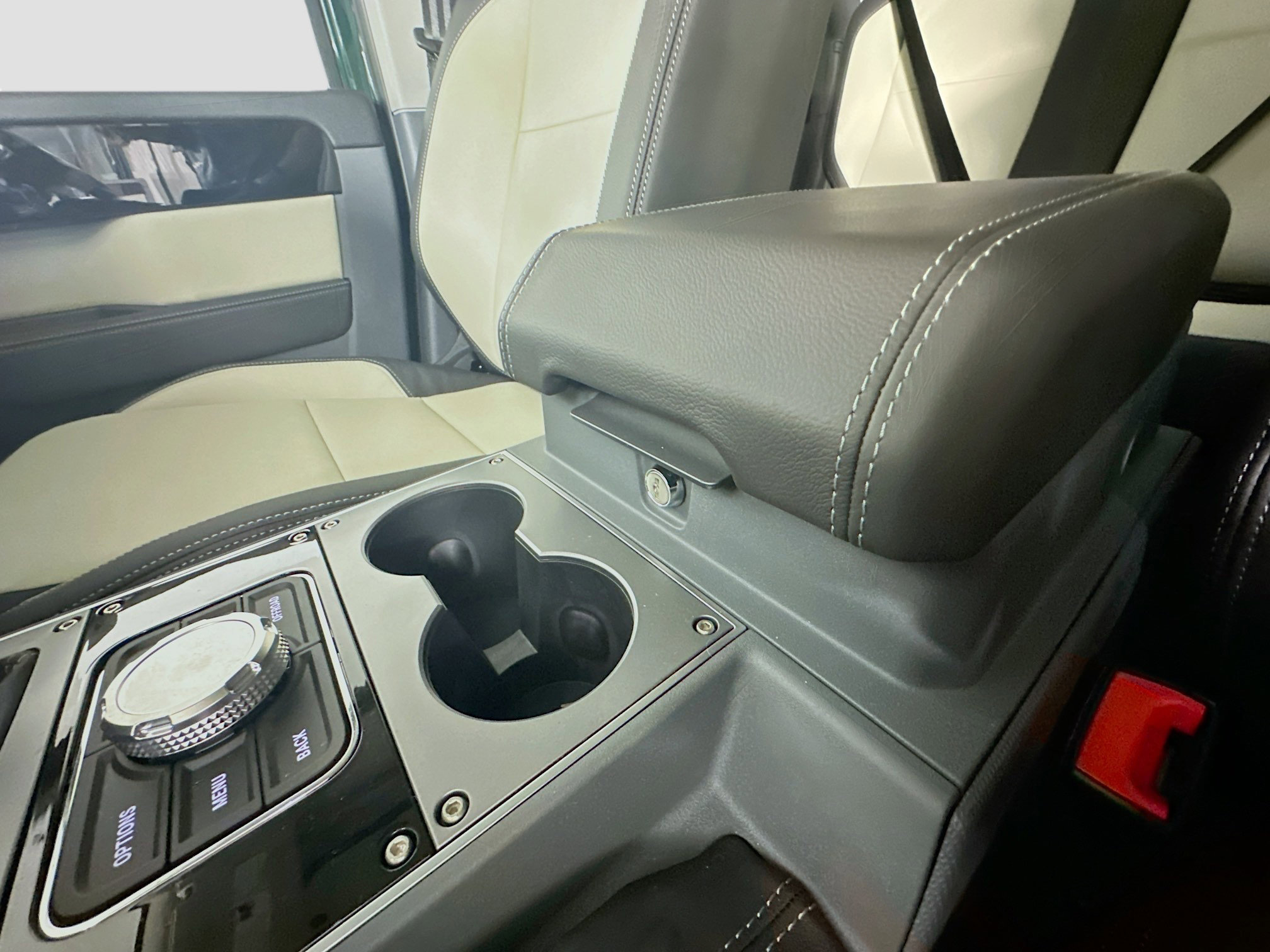 New 2025 INEOS Grenadier Fieldmaster Edition image 28