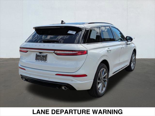 New 2025 Lincoln Corsair Grand Touring image 2