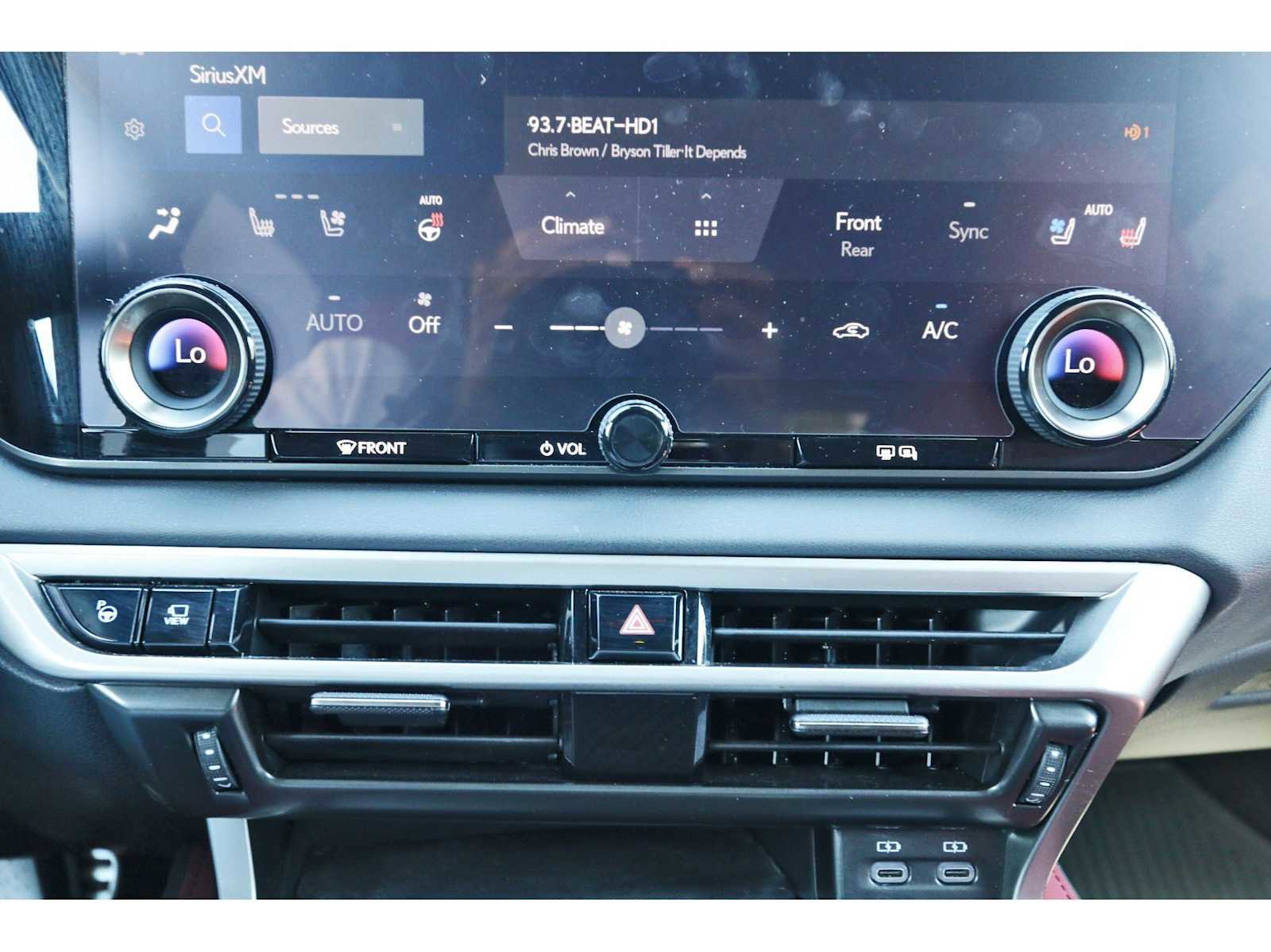 Used 2023 Lexus RX 500h F Sport w/ Accessory Package (2T) image 17