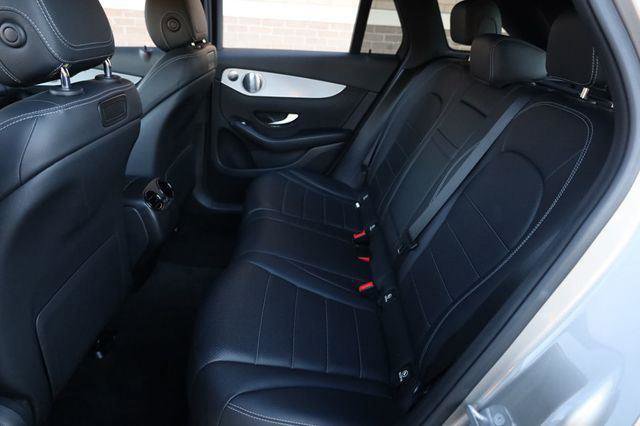Used 2019 Mercedes-Benz GLC 300 4MATIC image 14