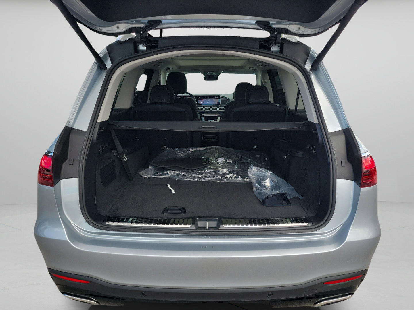New 2026 Mercedes-Benz GLS 450 4MATIC image 5